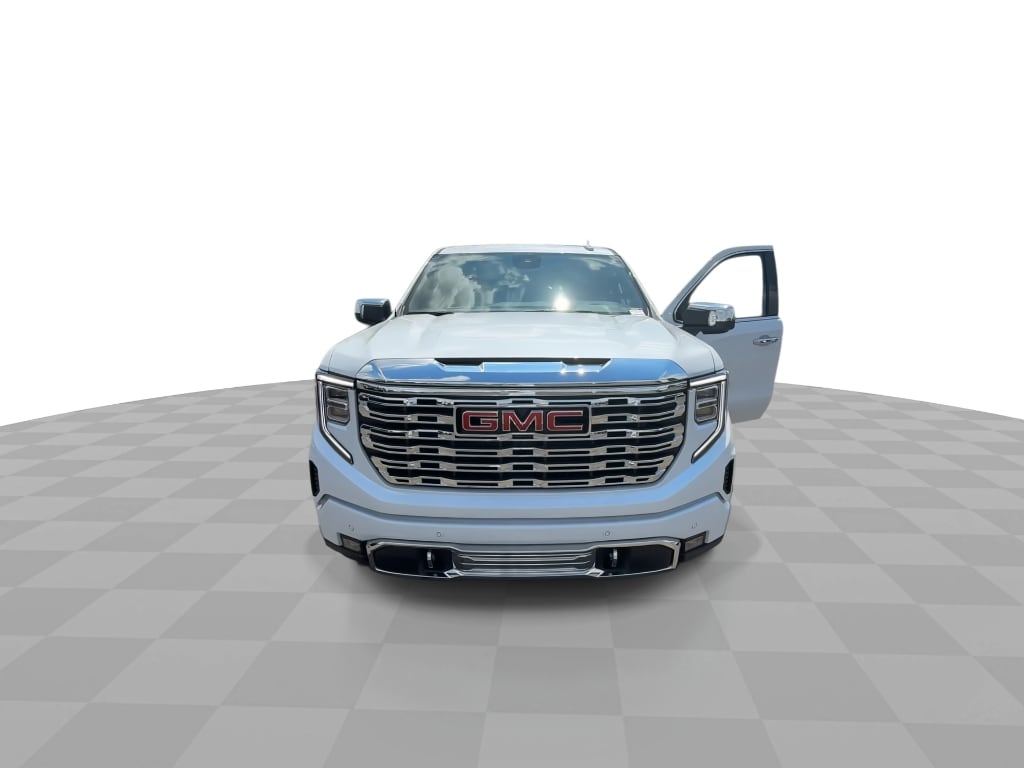 2026 GMC Sierra 1500 Denali - Photo 4