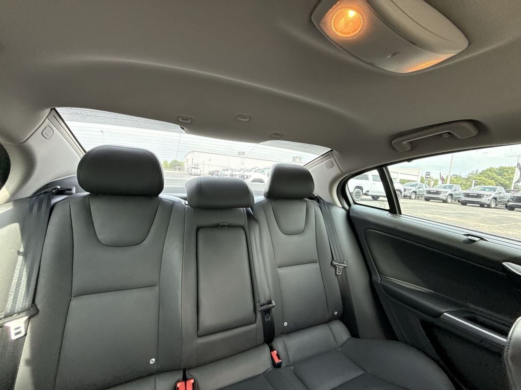 2017 Volvo S60 T5 Inscription - Photo 32
