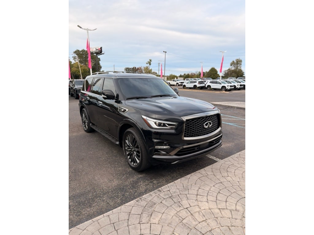 Used 2023 INFINITI QX80 Premium Select SUV