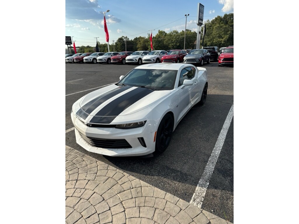 2017 Chevrolet Camaro 1LS 1LT photo 2