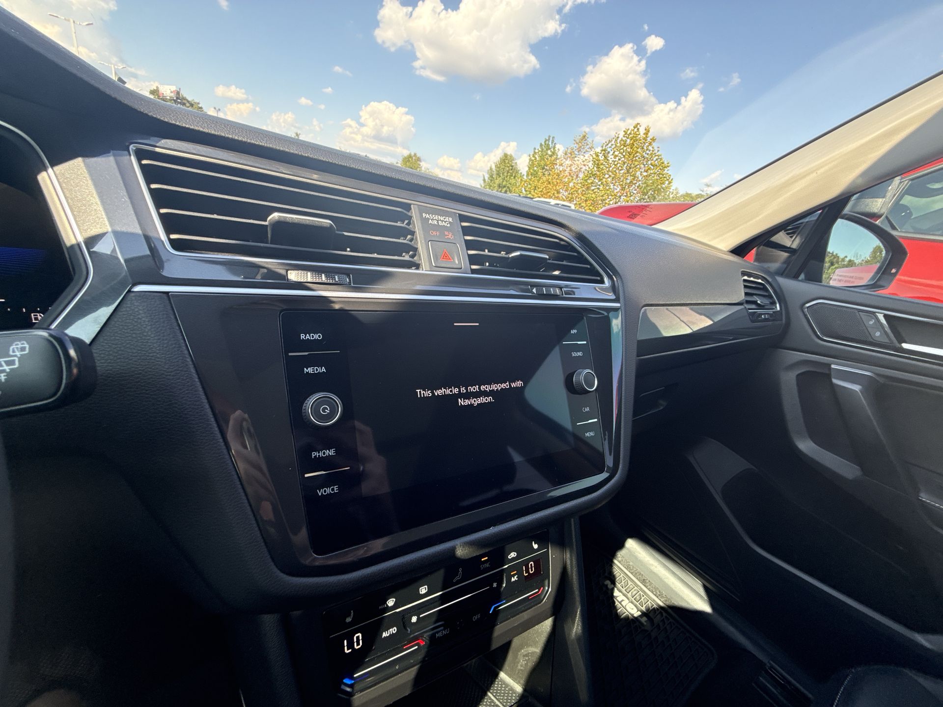 2024 Volkswagen Tiguan SE - Photo 20