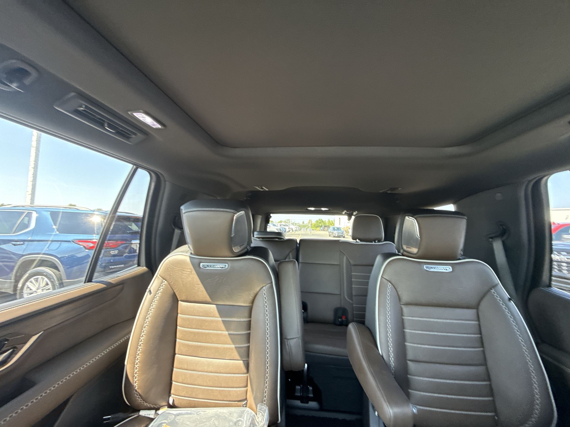 2026 GMC Yukon Denali Ultimate - Photo 11