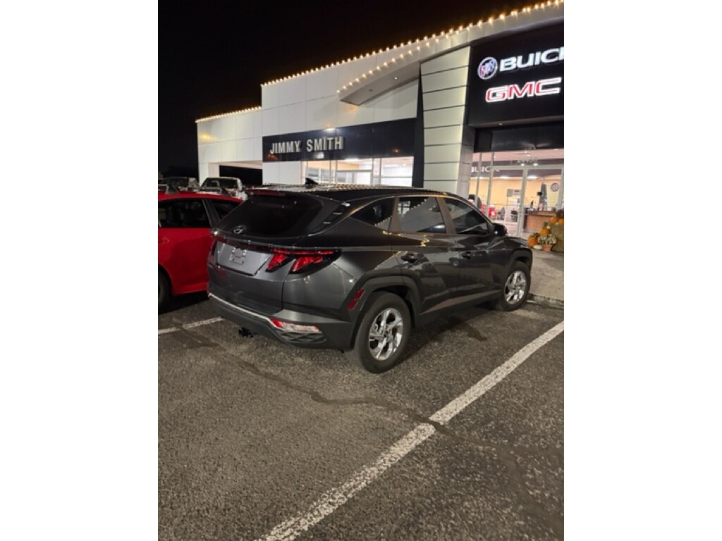 Used 2023 Hyundai Tucson SE SUV