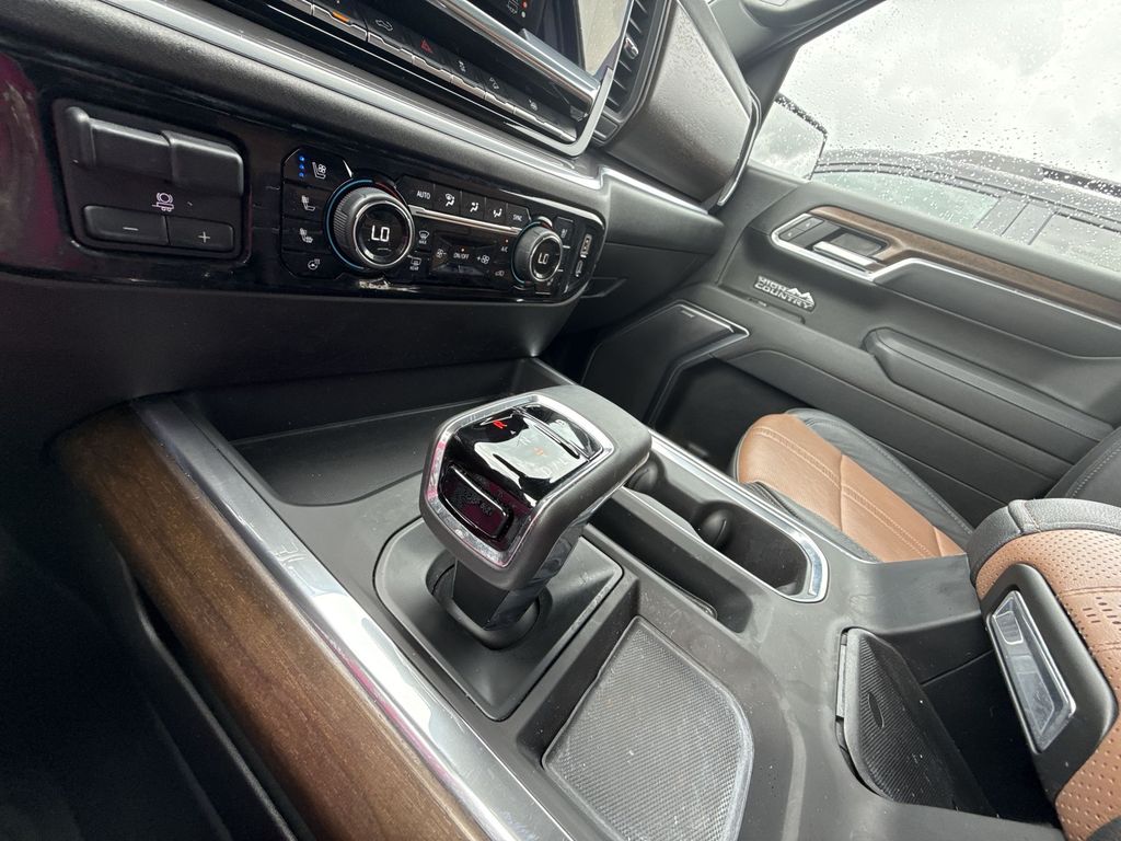 2025 Chevrolet Silverado 1500 High Country - Photo 22