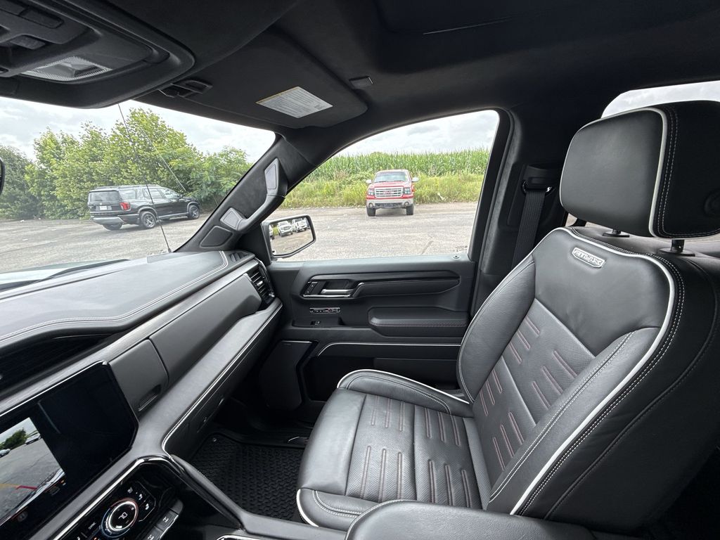 2025 GMC Sierra 1500 AT4X - Photo 26