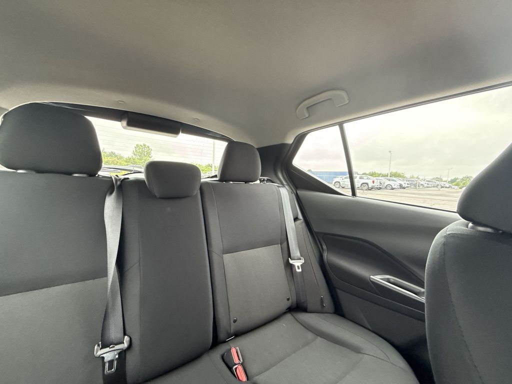 2024 Nissan Kicks S - Photo 32