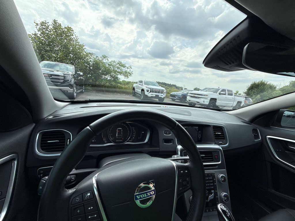 2017 Volvo S60 T5 Inscription - Photo 16