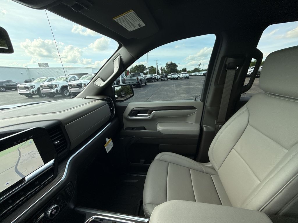 2026 GMC Sierra 1500 SLT - Photo 26