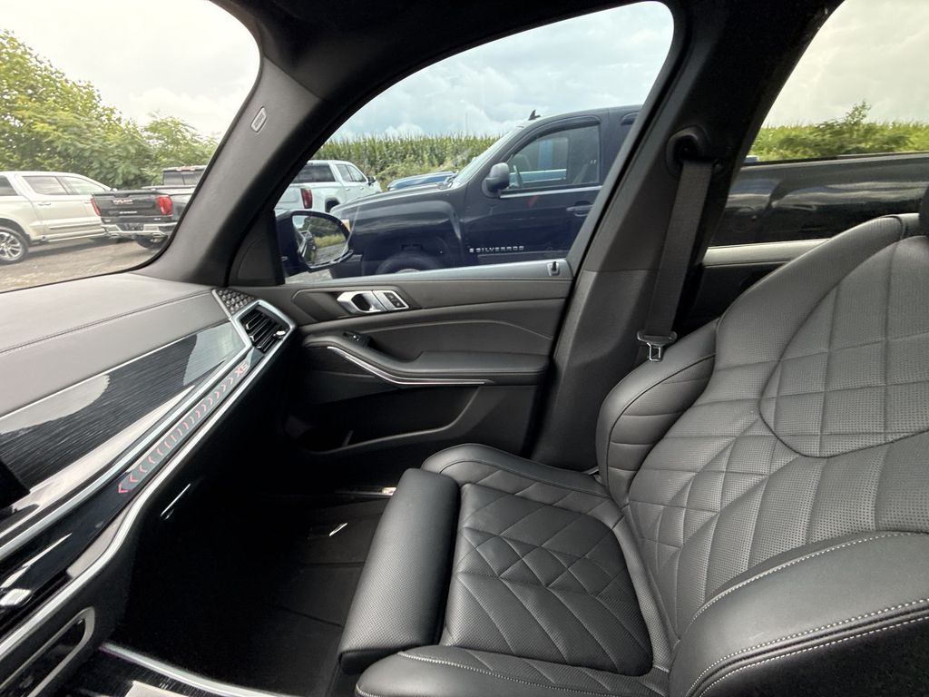 2025 BMW X5 40i - Photo 15