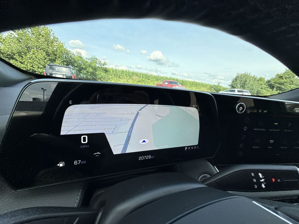 2025 Chevrolet Equinox LT - Photo 18