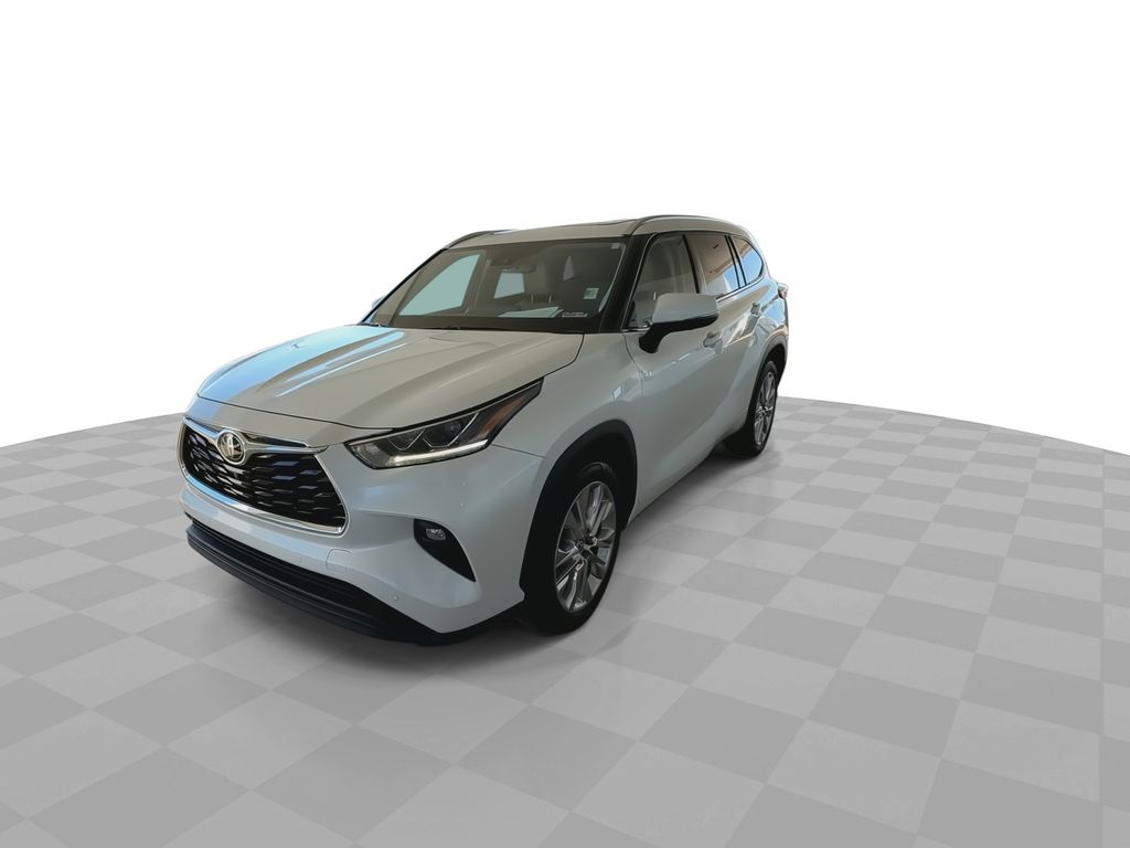 2022 Toyota Highlander Limited photo 3