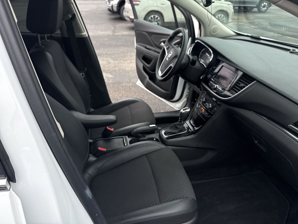 2022 Buick Encore Preferred - Photo 35