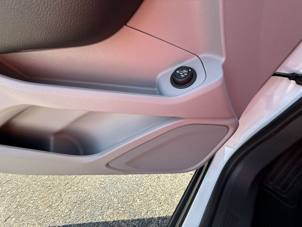 2022 GMC Terrain SLT - Photo 31