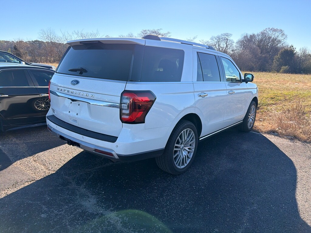 Used 2023 Ford Expedition Limited