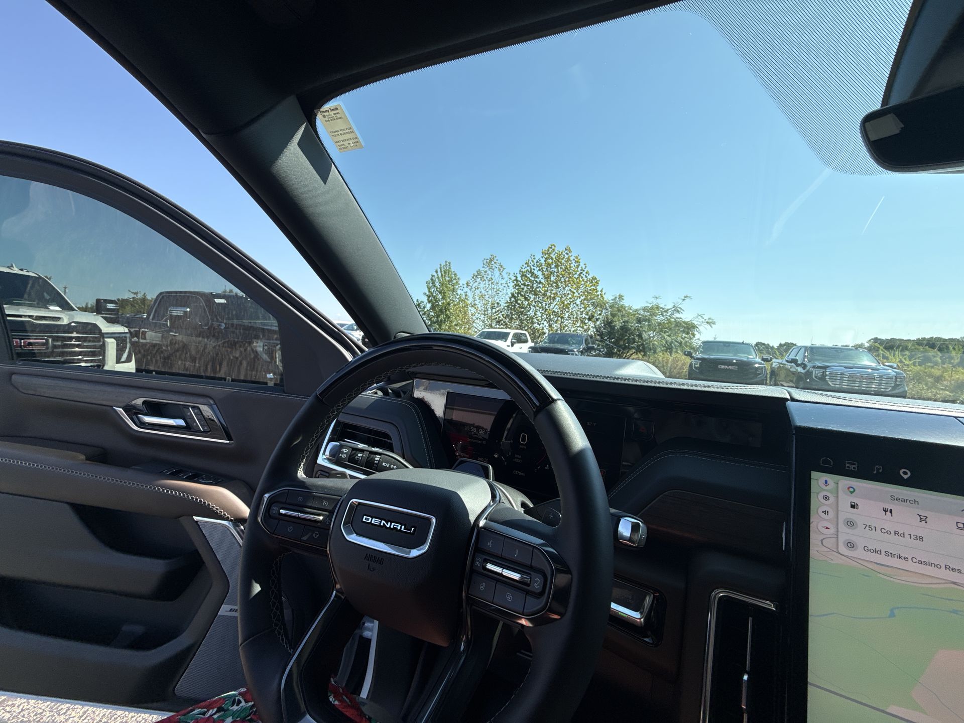 2026 GMC Yukon Denali Ultimate - Photo 14