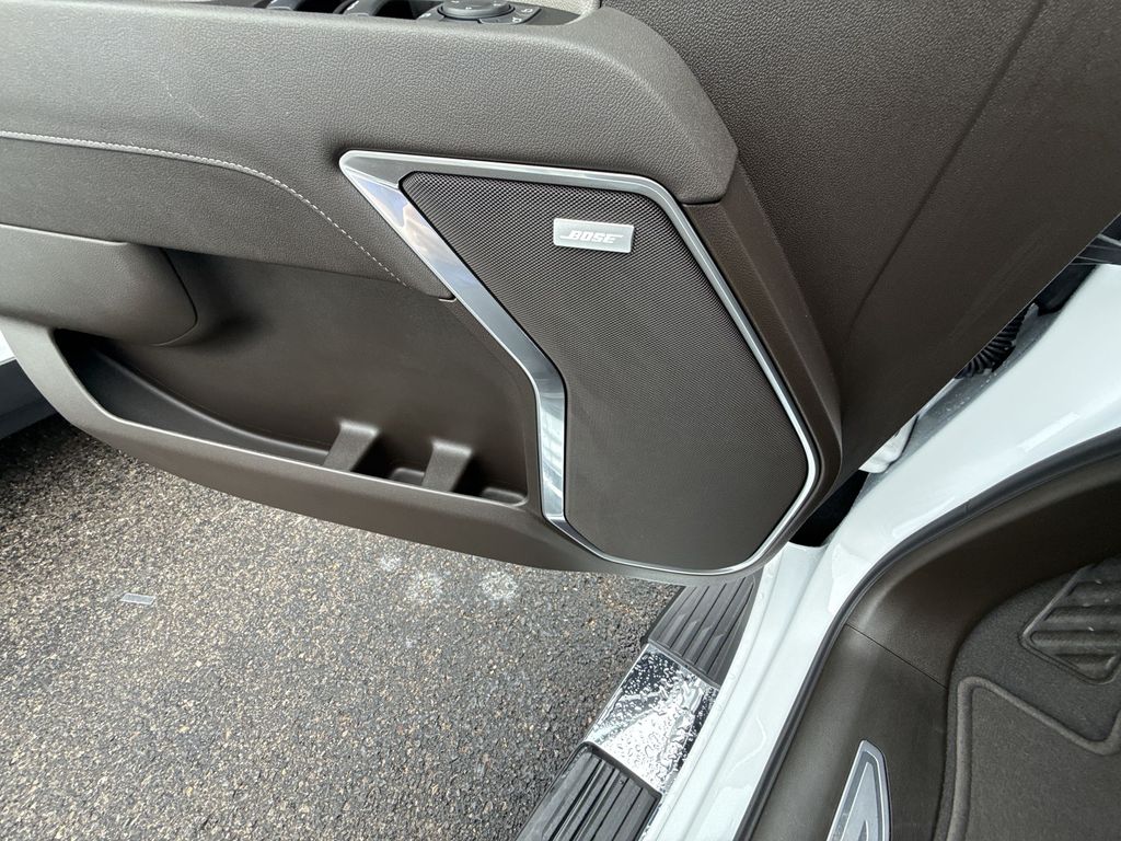 2025 GMC Sierra 1500 SLT - Photo 31