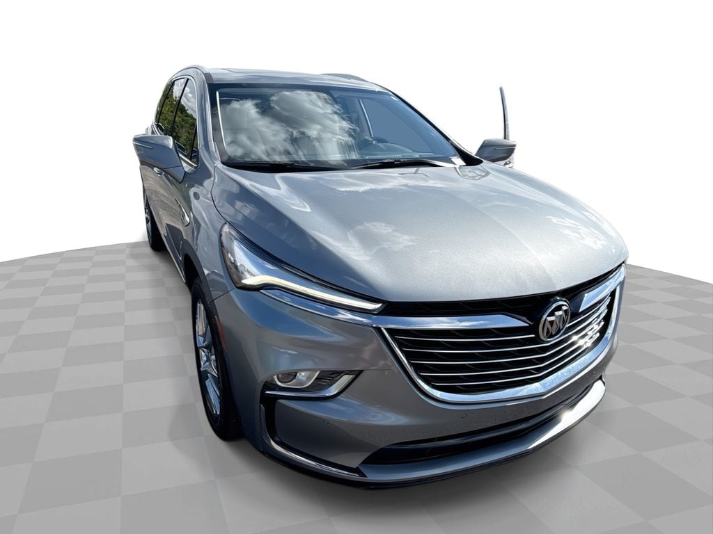 2023 Buick Enclave Essence's photo