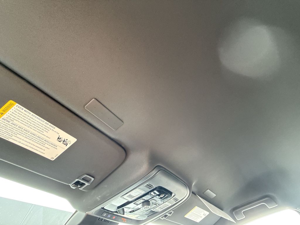 2026 GMC Yukon XL Elevation - Photo 24