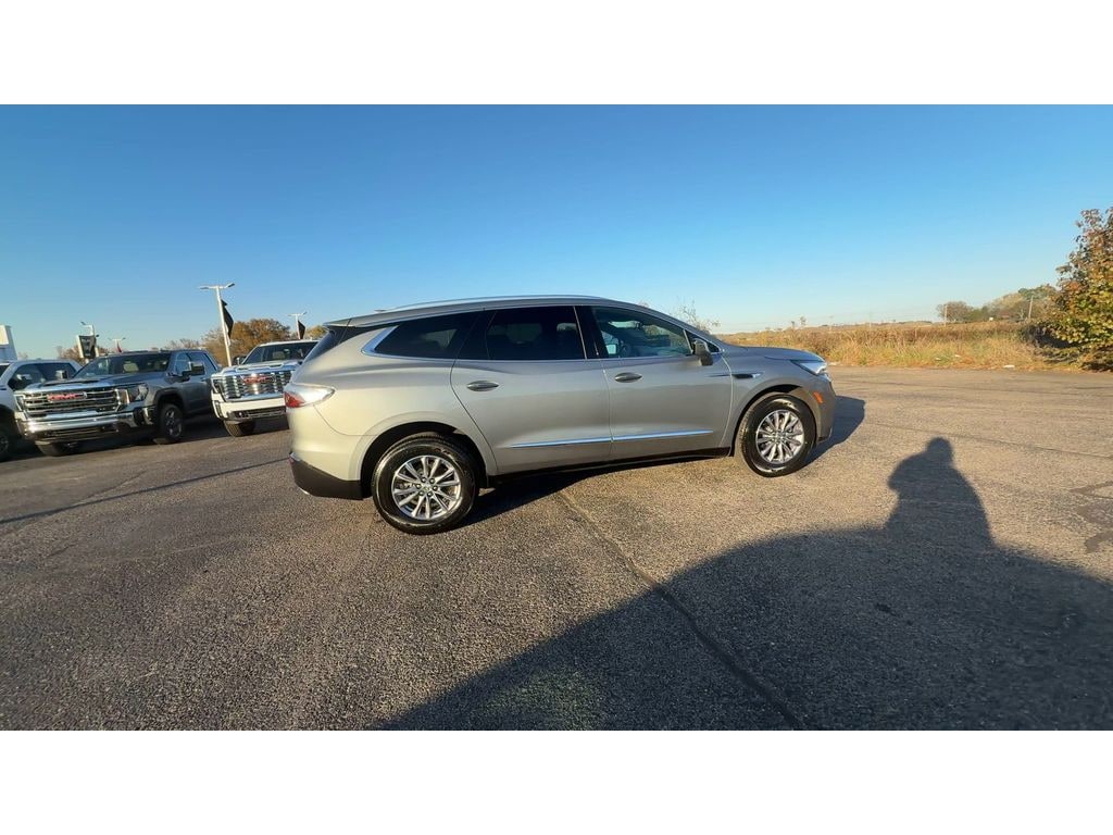 Used 2023 Buick Enclave Essence SUV
