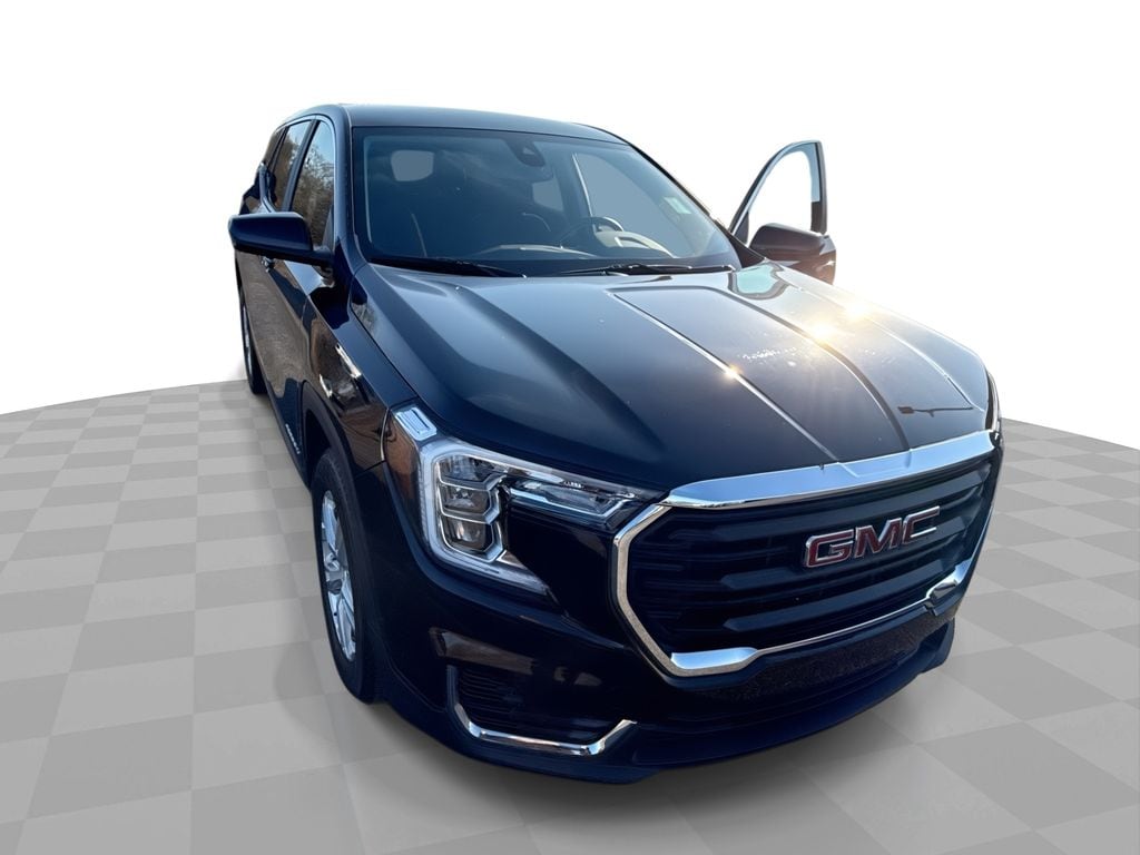 Used 2022 GMC Terrain SLE SUV