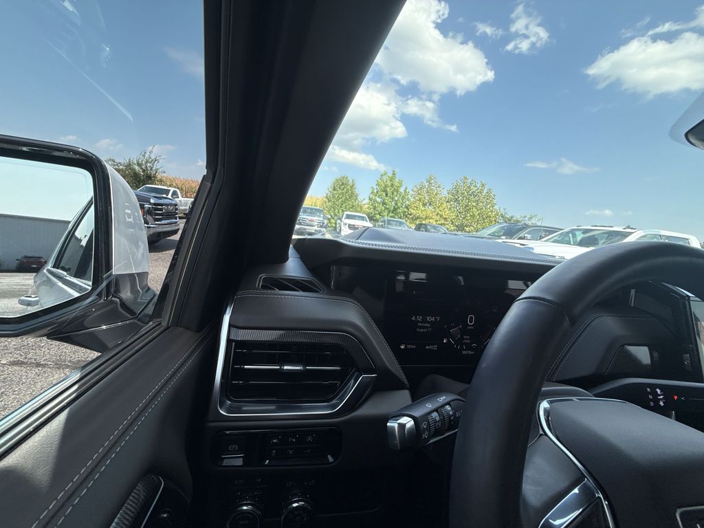 2025 GMC Yukon XL Elevation - Photo 24