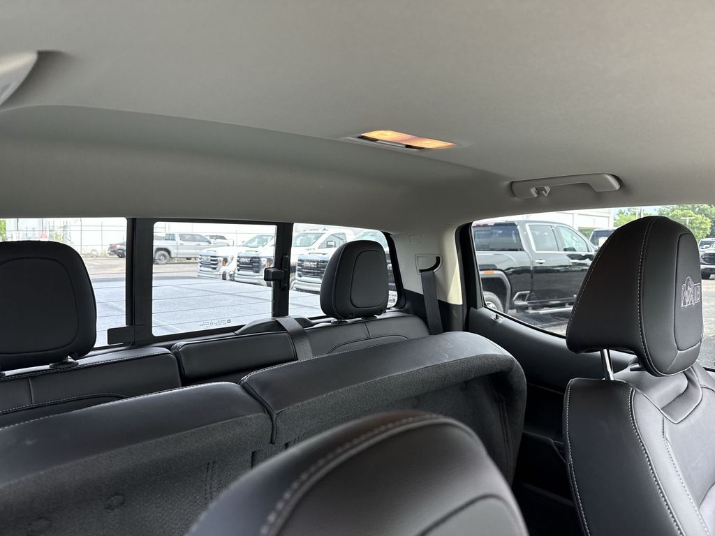 2022 Chevrolet Colorado ZR2 - Photo 14