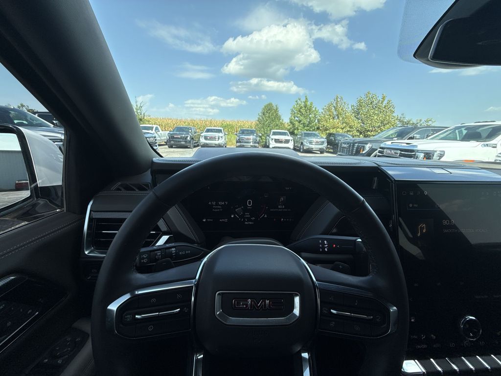 2025 GMC Yukon XL Elevation - Photo 17