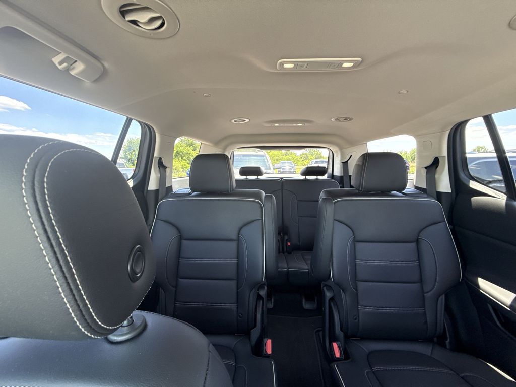 2021 GMC Acadia Denali - Photo 11