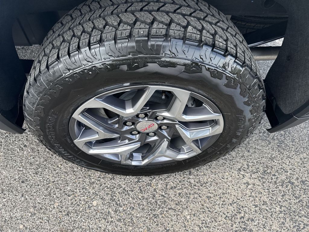 2026 GMC Sierra 1500 SLT - Photo 40