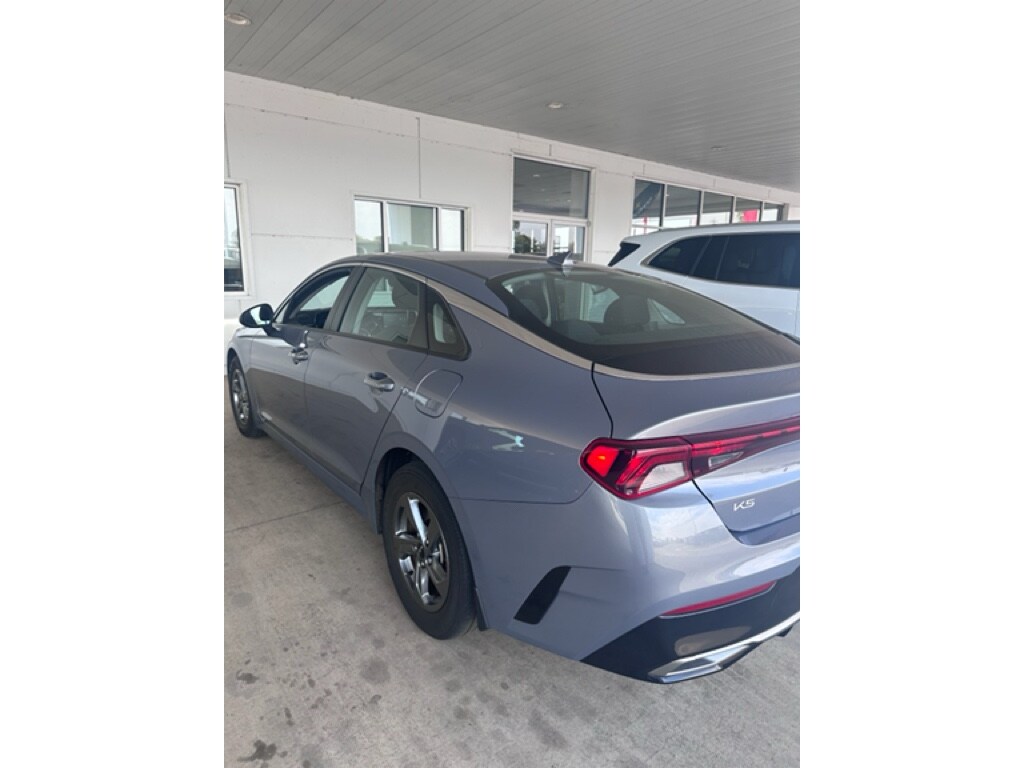 2023 Kia K5 LXS photo 3