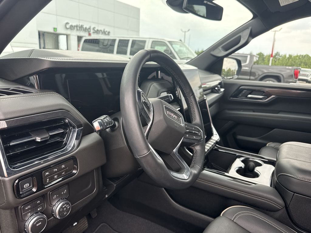 2026 GMC Yukon XL Elevation - Photo 15