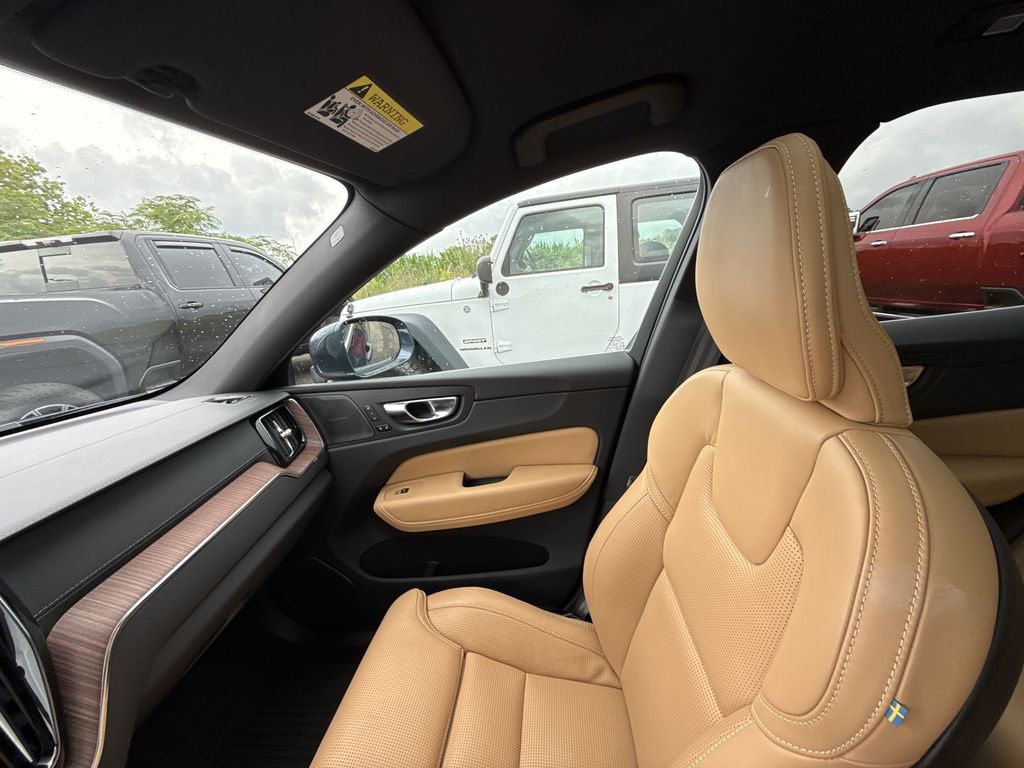 2023 Volvo XC60 Ultimate - Photo 26