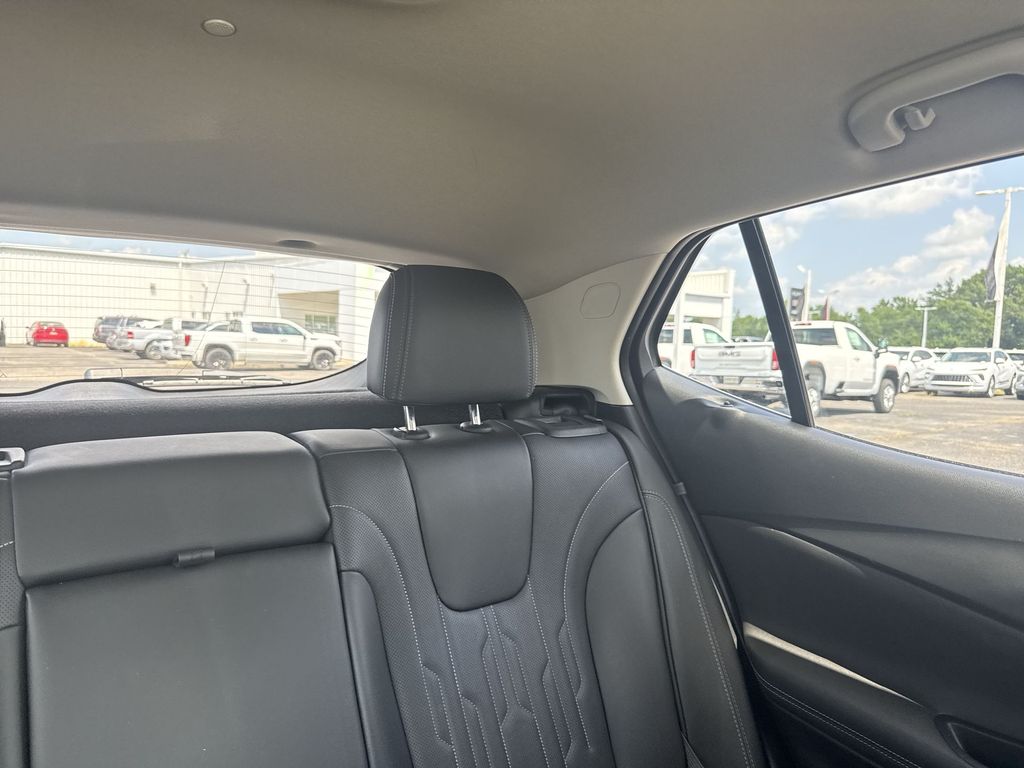 2024 Buick Encore GX Avenir - Photo 12