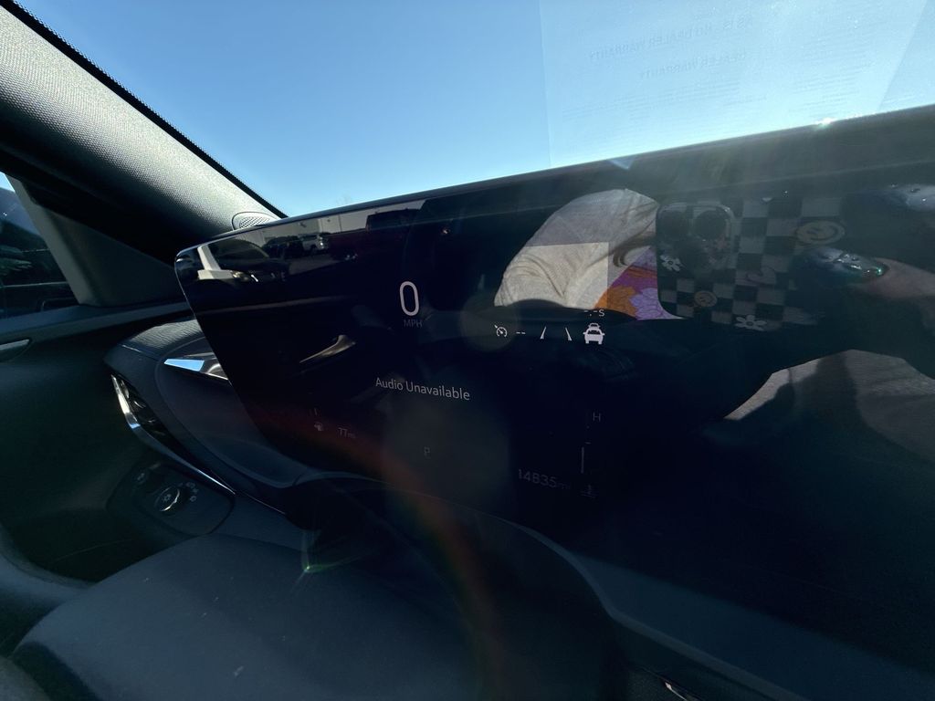 2025 Buick Envista Sport Touring - Photo 18