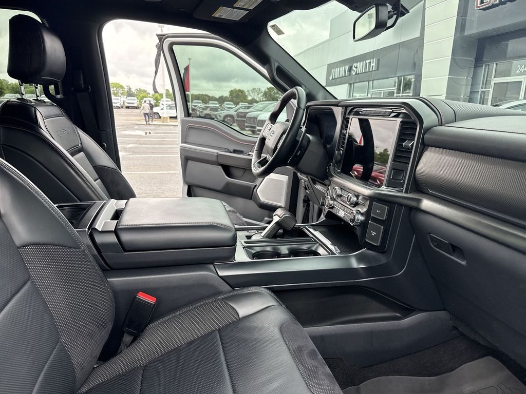 2024 Ford F-150 Raptor - Photo 35