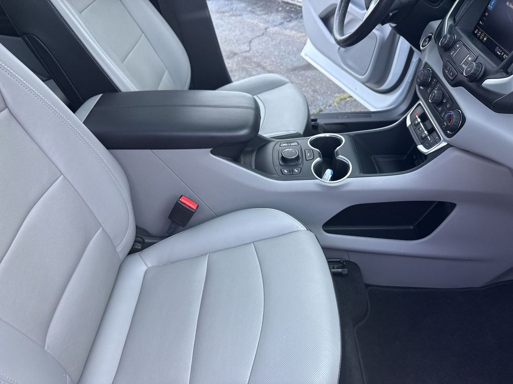 2022 GMC Terrain SLT - Photo 13