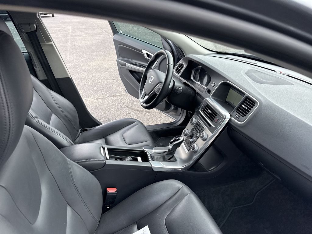 2017 Volvo S60 T5 Inscription - Photo 35