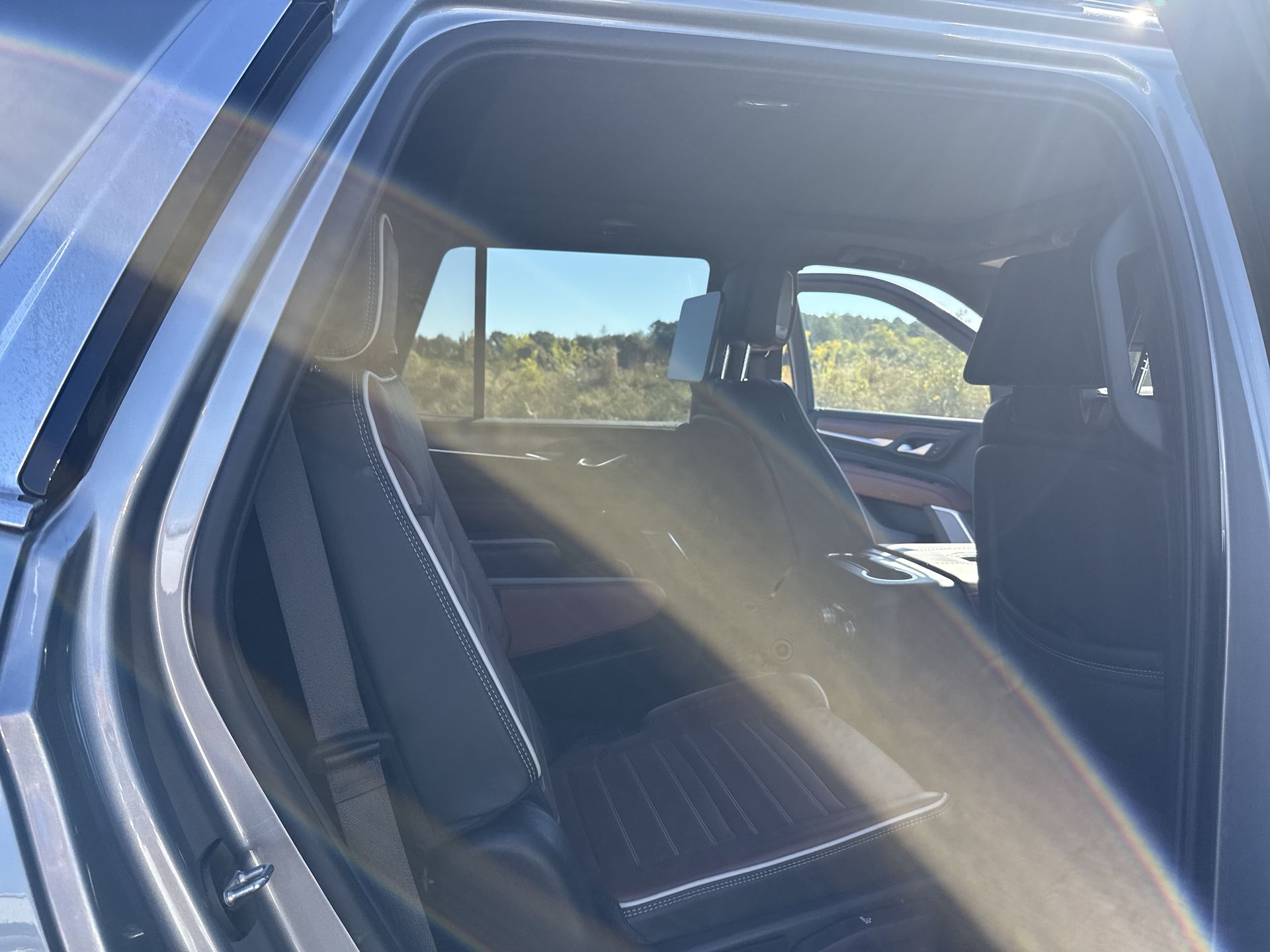 2024 GMC Yukon Denali Ultimate - Photo 34