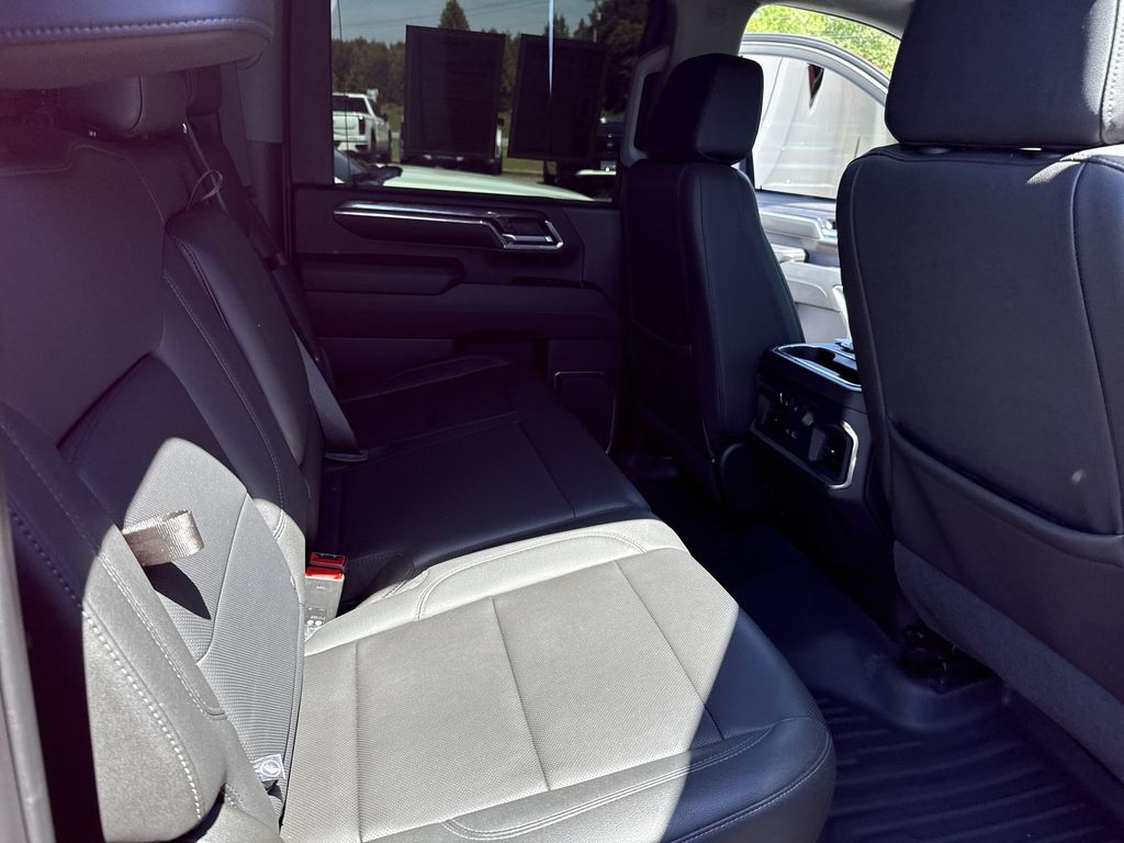 2024 Chevrolet Silverado 2500HD LTZ - Photo 34