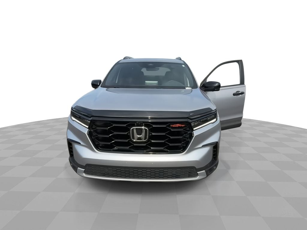 Used 2025 Honda Pilot TrailSport SUV
