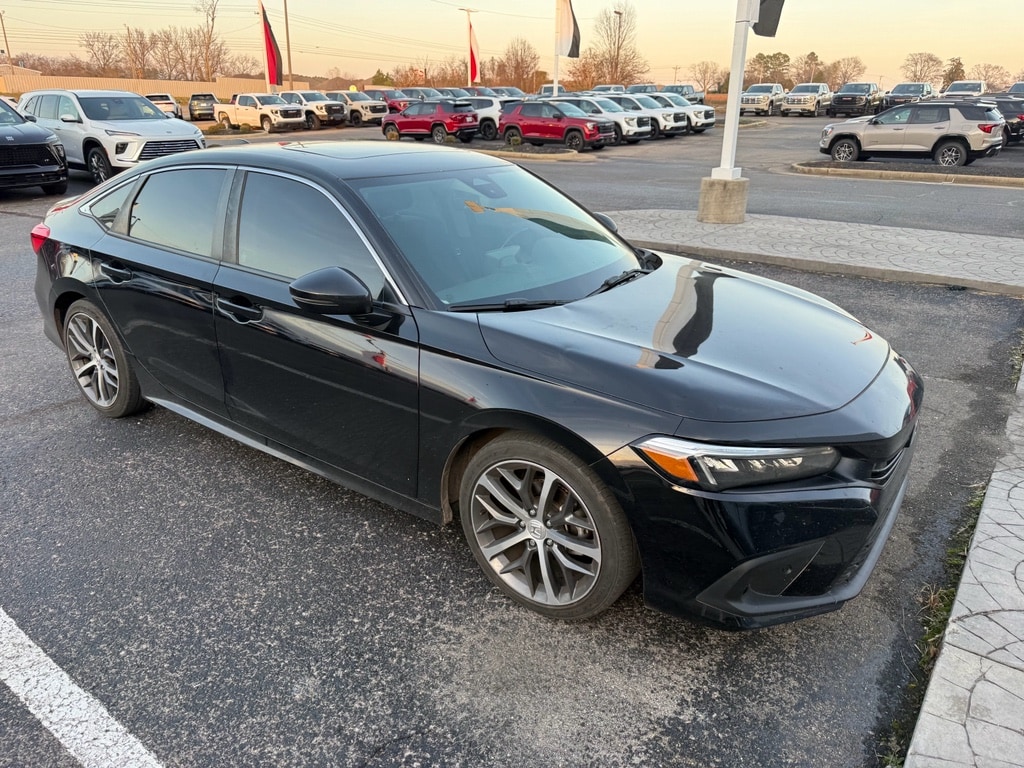 2022 Honda Civic Touring's photo