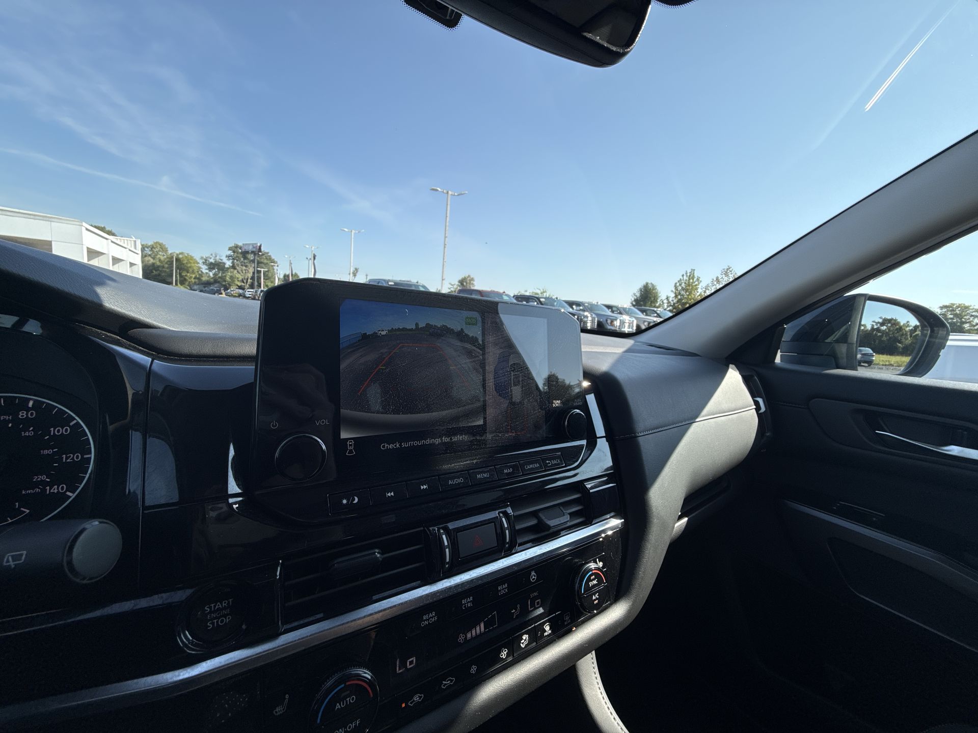 2025 Nissan Pathfinder SL - Photo 21