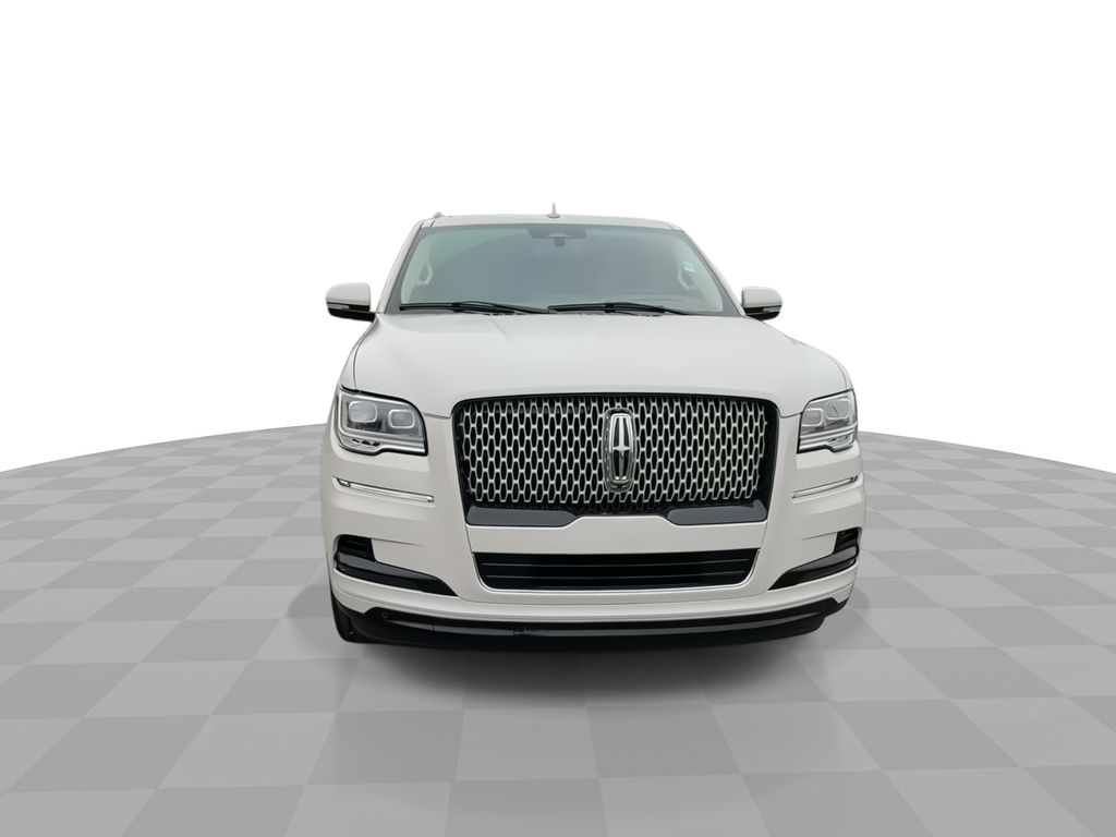2024 Lincoln Navigator Reserve photo 2