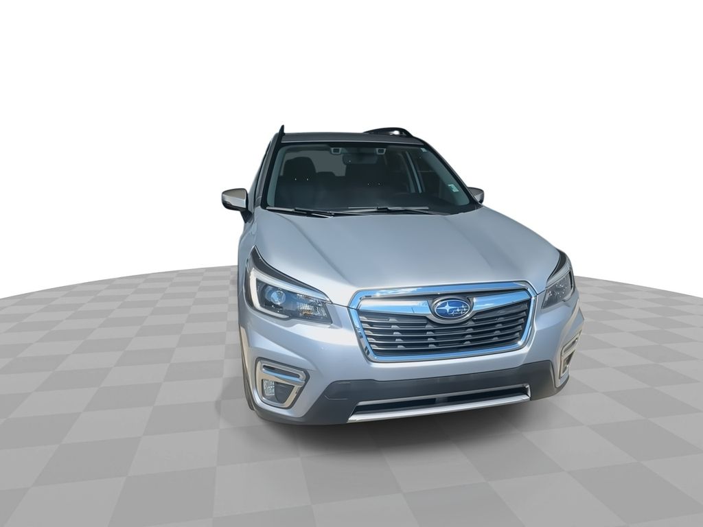 2021 Subaru Forester Touring photo 3