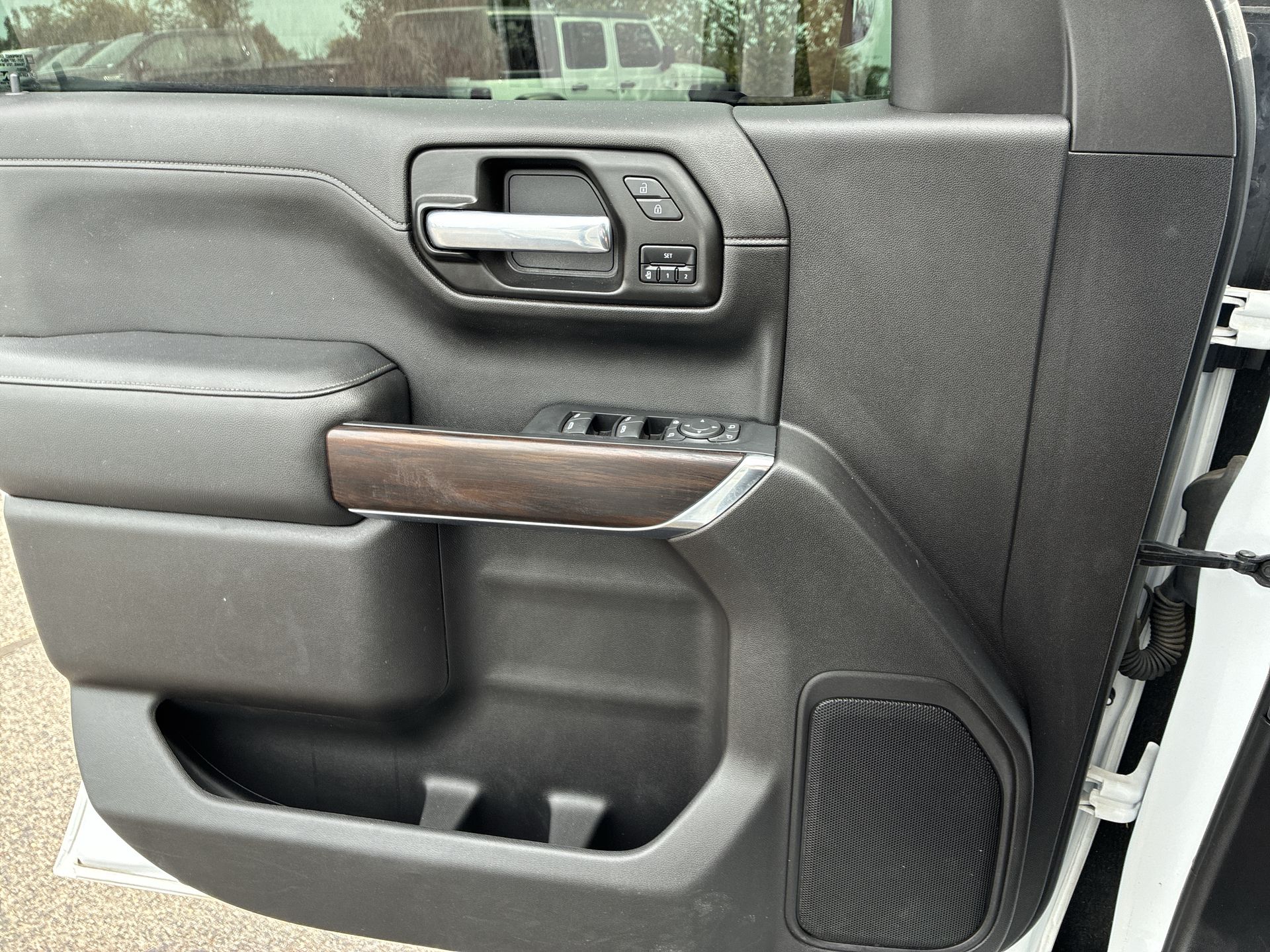 2021 GMC Sierra 1500 SLT - Photo 29
