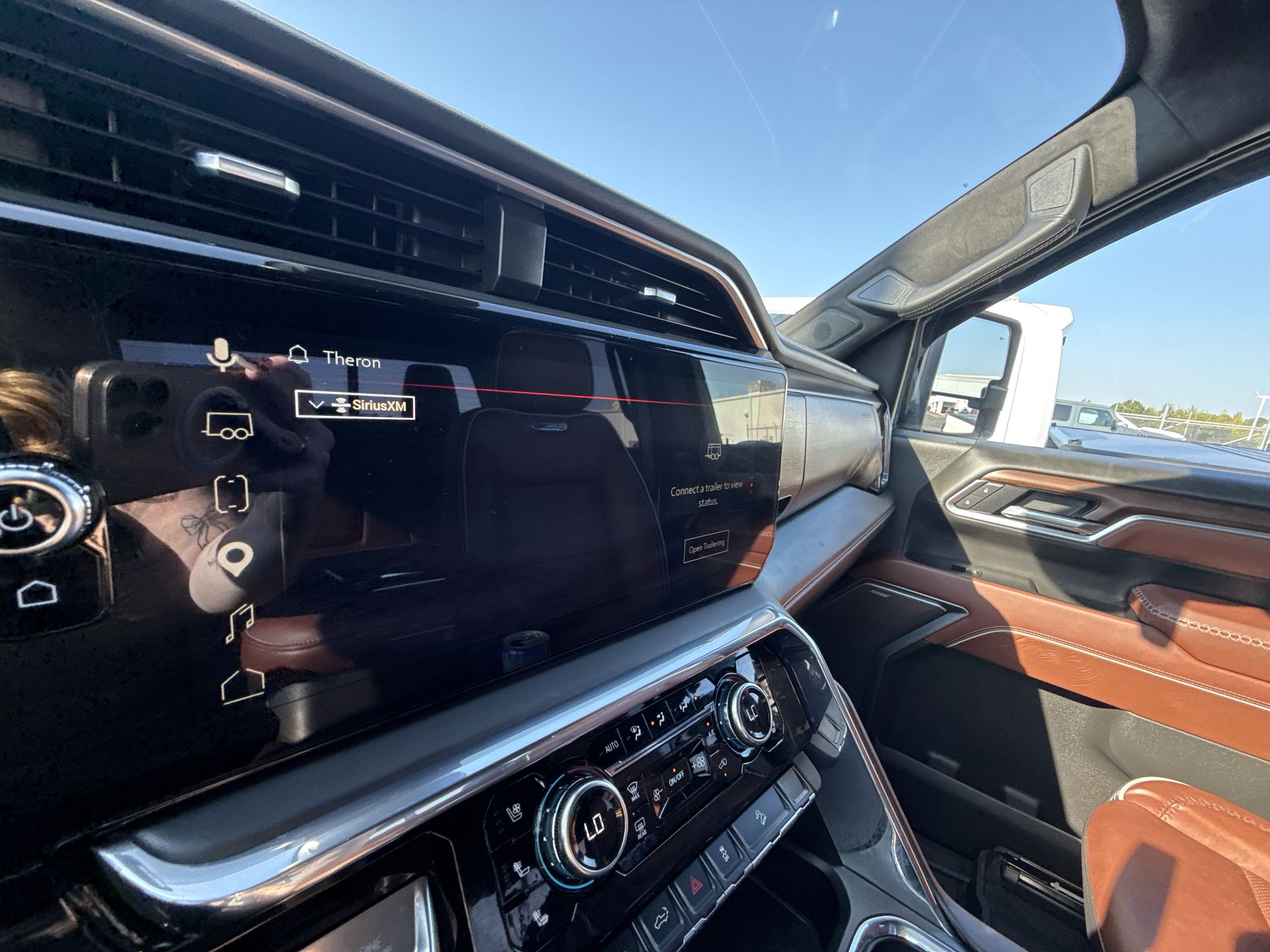 2025 GMC Sierra 2500HD Denali Ultimate - Photo 18