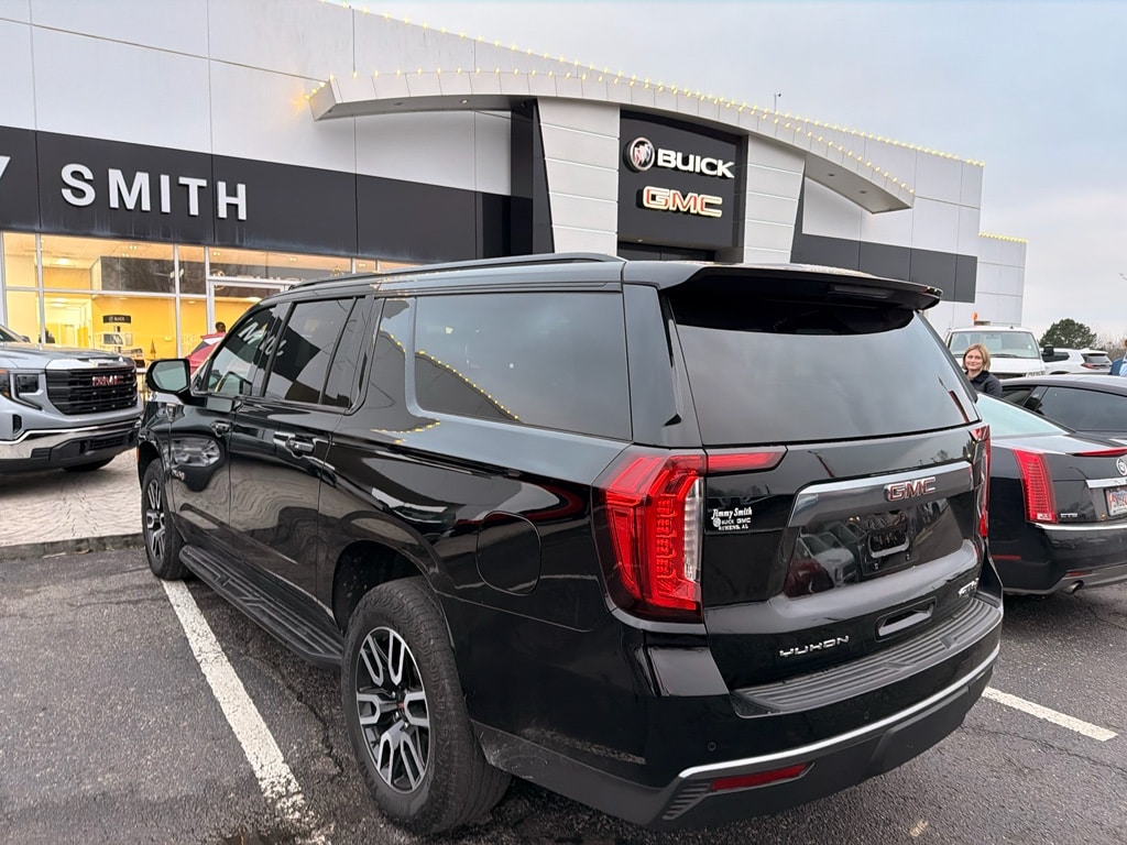 Used 2023 GMC Yukon XL AT4 SUV