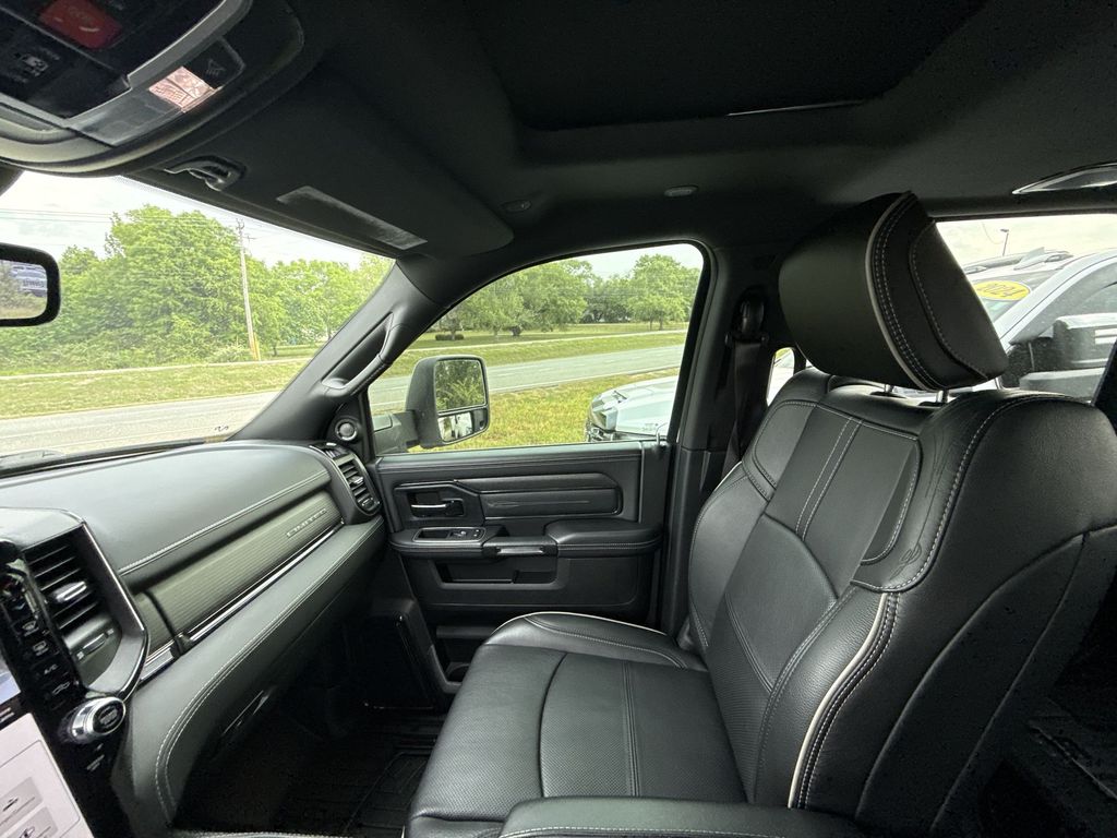 2024 RAM Ram 3500 Pickup Limited - Photo 26