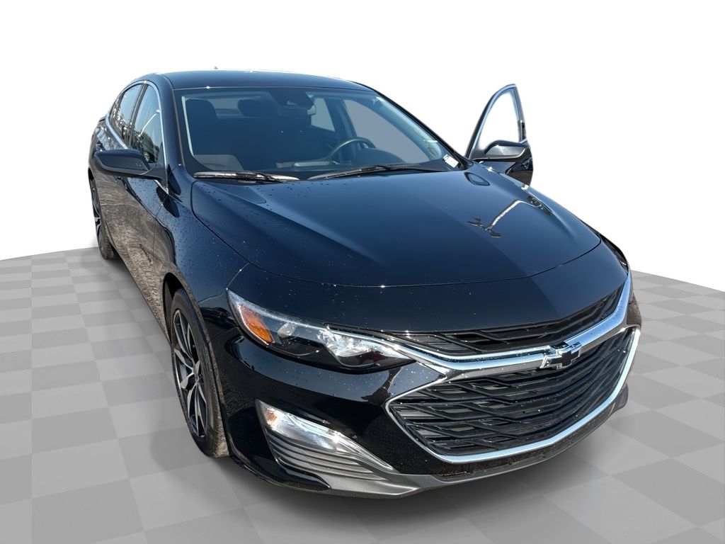 Used 2024 Chevrolet Malibu RS with VIN 1G1ZG5ST8RF155468 for sale in Athens, AL