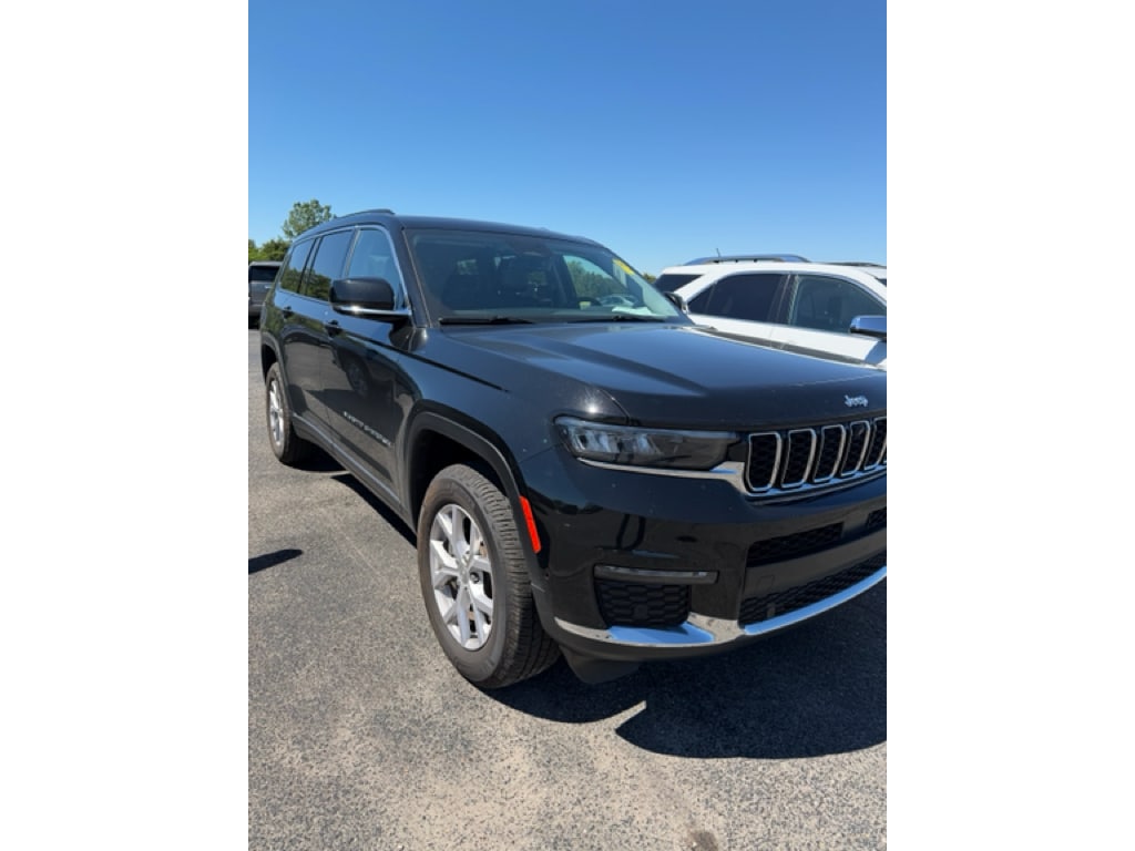 2022 Jeep Grand Cherokee L Limited's photo